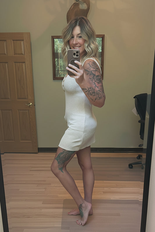 Vanilla Monkey Corded Rib Sleeveless Tank Mini Dress With Pockets in Ash Mocha, modeled by Brooke in a Small