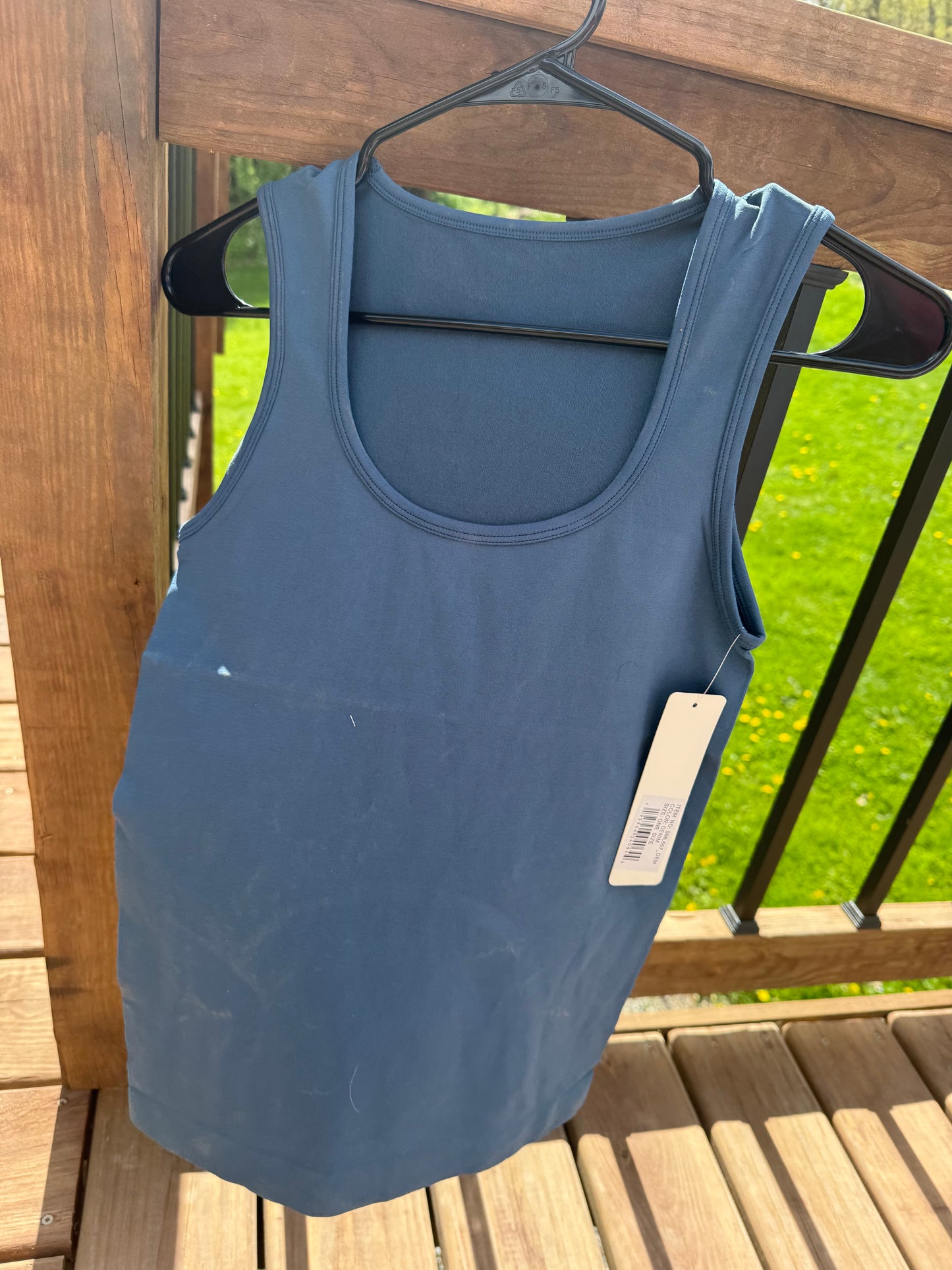 Yelete Women's U-Neckline Seamless Tank in Denim Blue