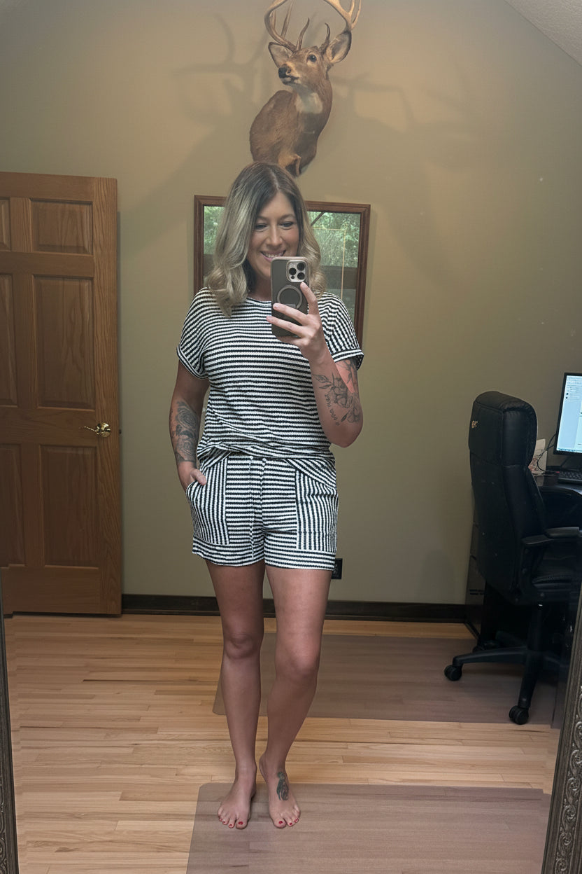 1 the Woman Striped Textured Knit Top and Shorts 2-Piece Set in Black - Front View, Model wearing Small