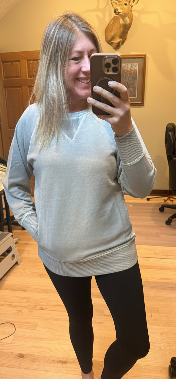 PIGMENT DYED FRENCH TERRY PULLOVER