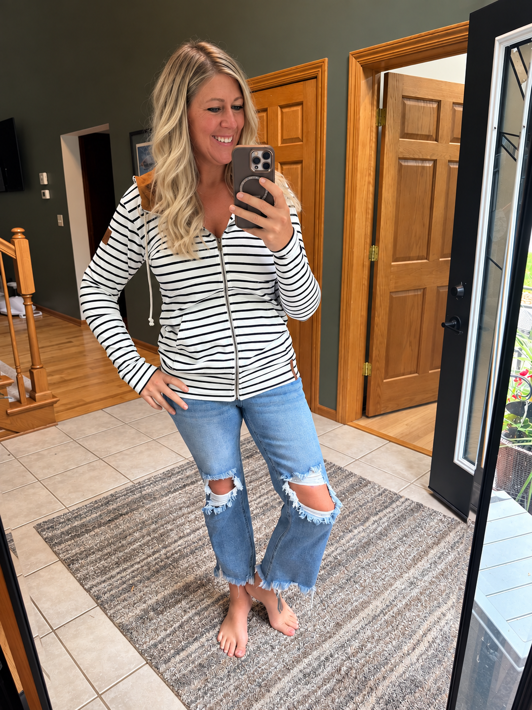 Easy Days Full-Zip Sweatshirt