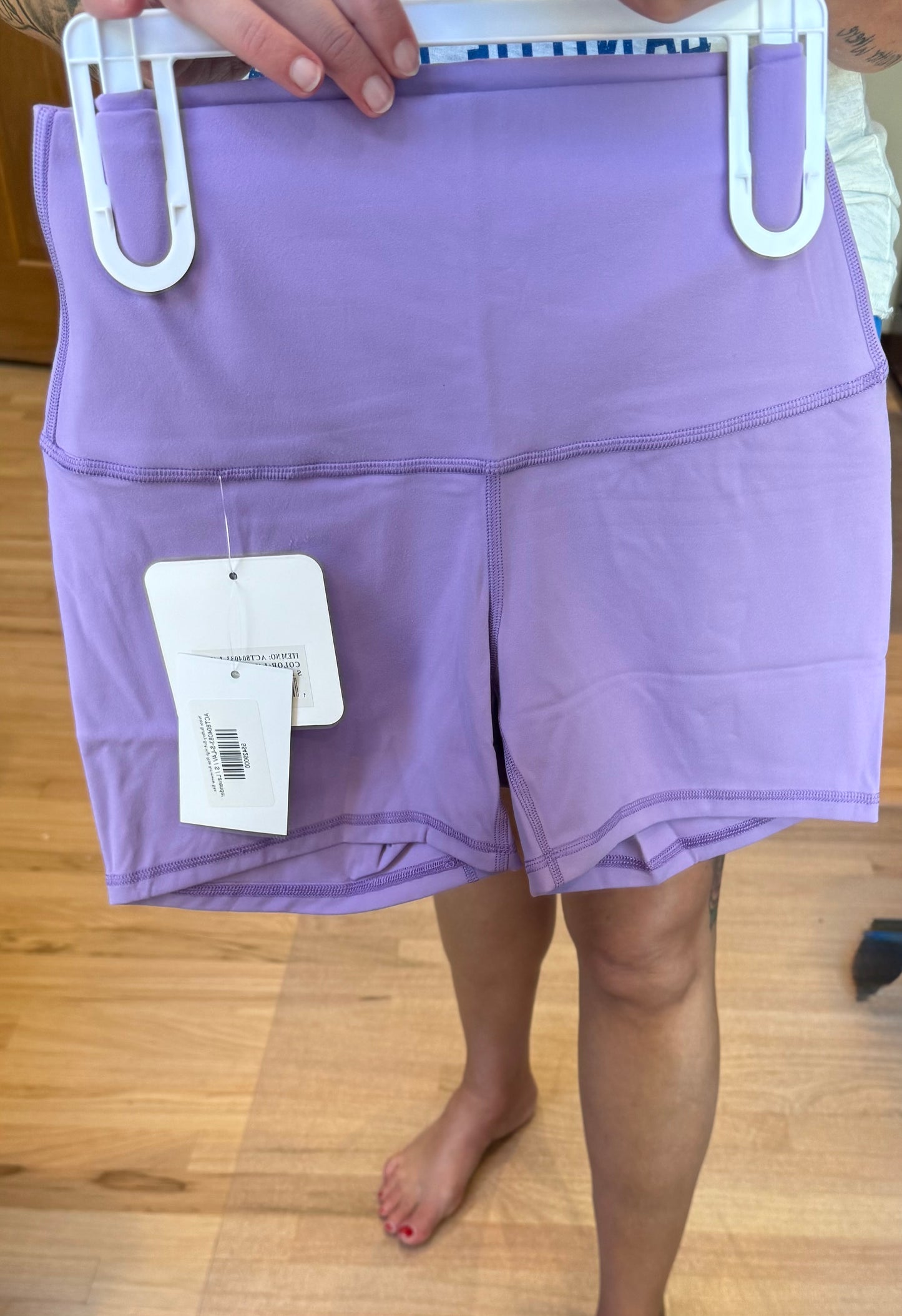 Yelete Buttery-Soft Activewear Biker Shorts in Lavender